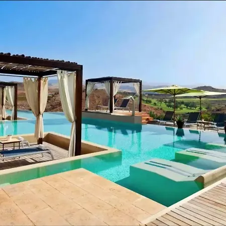 Beautiful Modern In 5★ Golf Villa *